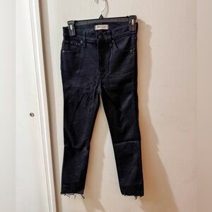 Madewell 10 inch high rise skinny, altered length, raw hem, black, size 24